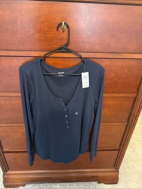 Hollister Navy Long-Sleeve Henley Top
